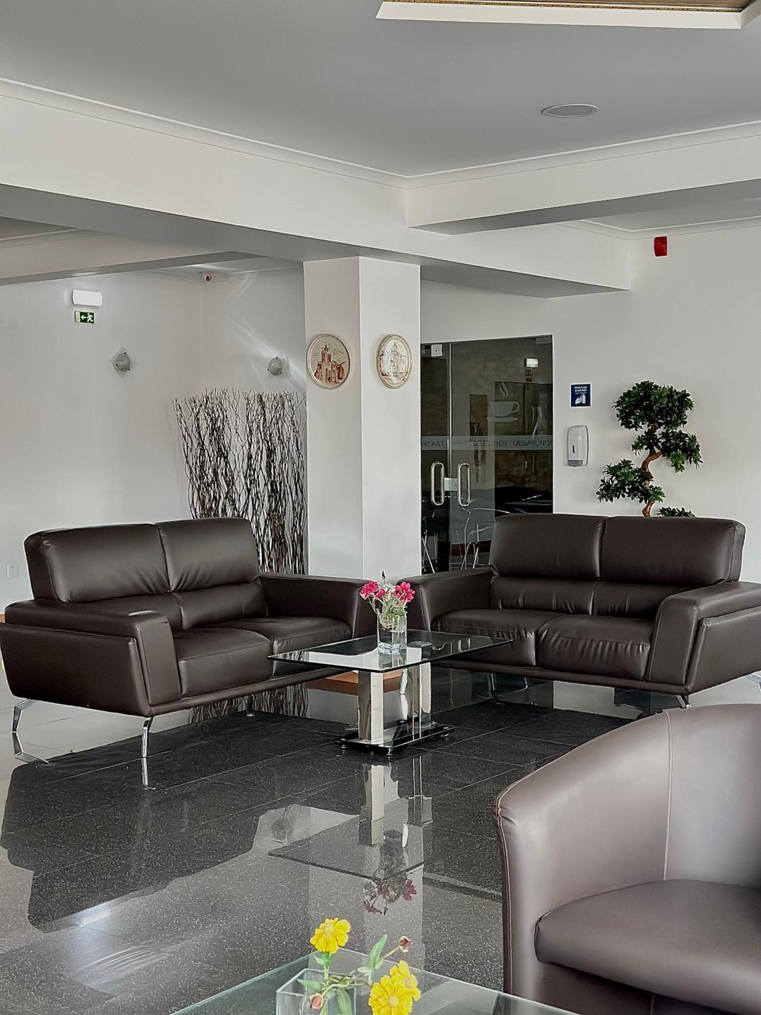 Be One Hotel Caldas Da Rainha - By Mhmb Hospitality Dış mekan fotoğraf